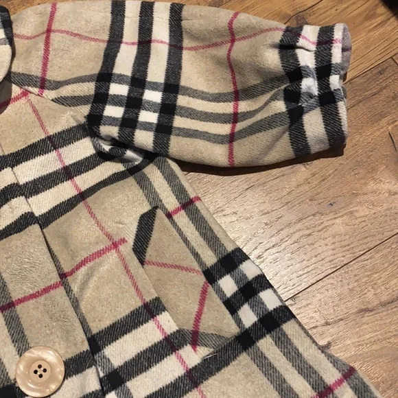 Vintage Burberry Coat - Picture 8 of 9